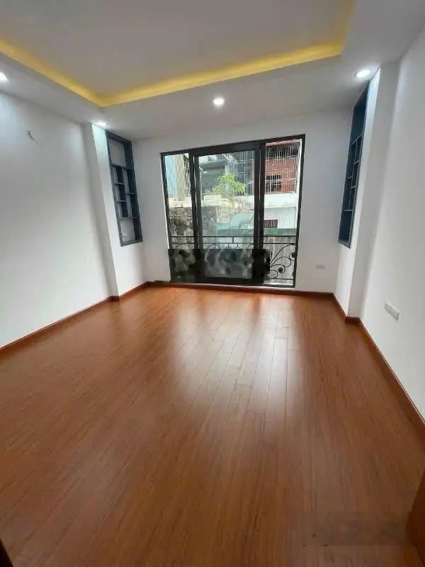 NHÀ XÂY MỚI ĐỘC LẬP, Ô TÔ QUA NHÀ. Ô TÔ TRÁNH CÁCH NHÀ 50M. CÁCH LINH ĐÀM 500M THANH TRÌ