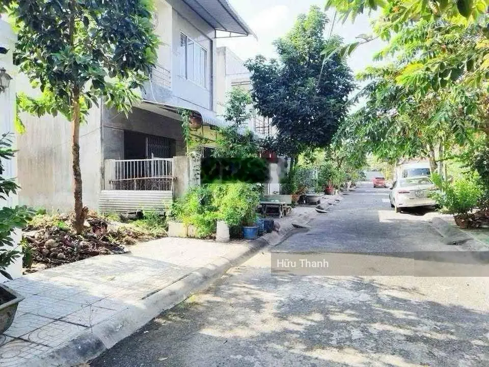 Đất ngay sau lưng chợ Bình Chánh, đường Huỳnh Văn Trí, xã Bình Chánh, 93m2. SHR/TC. 0937 809 ***