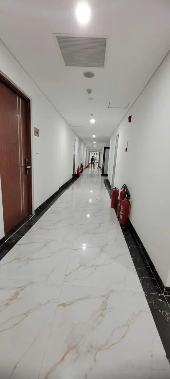 Chính chủ gửi bán CH 71m2 siêu rẻ đẹp + siêu mới KĐT Việt Hưng, giá Siêu tốt Phương Đông Green Home