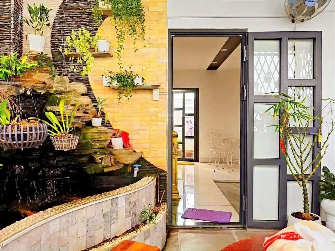 Bán nhà phố KDC Lộc Vừng gần Vạn Phúc city,Tặng full nội thất cao cấp 1T3L 4PN 5WC