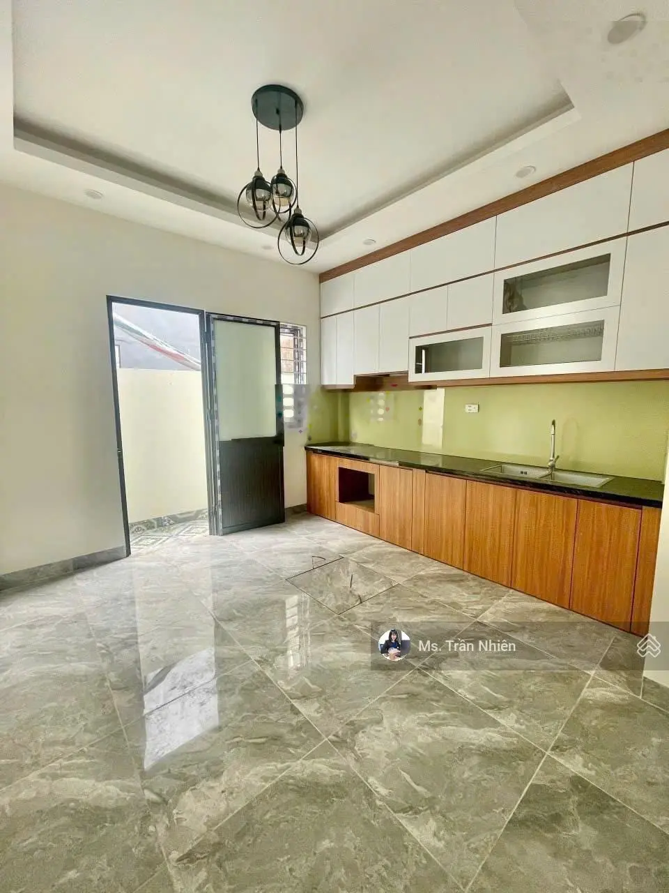 Hàng hiếm chỉ nhỉnh 3 tỷ có ngay ô tô đỗ trong nhà cach trục chính Đại Thành chỉ 50m