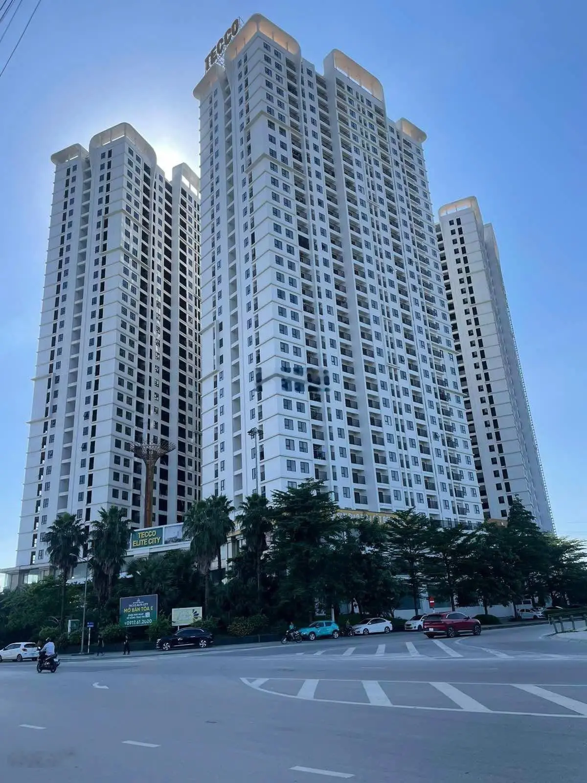 Cần bán căn góc 3PN 82m2 view đẹp, cho thuê được 10,2tr/tháng