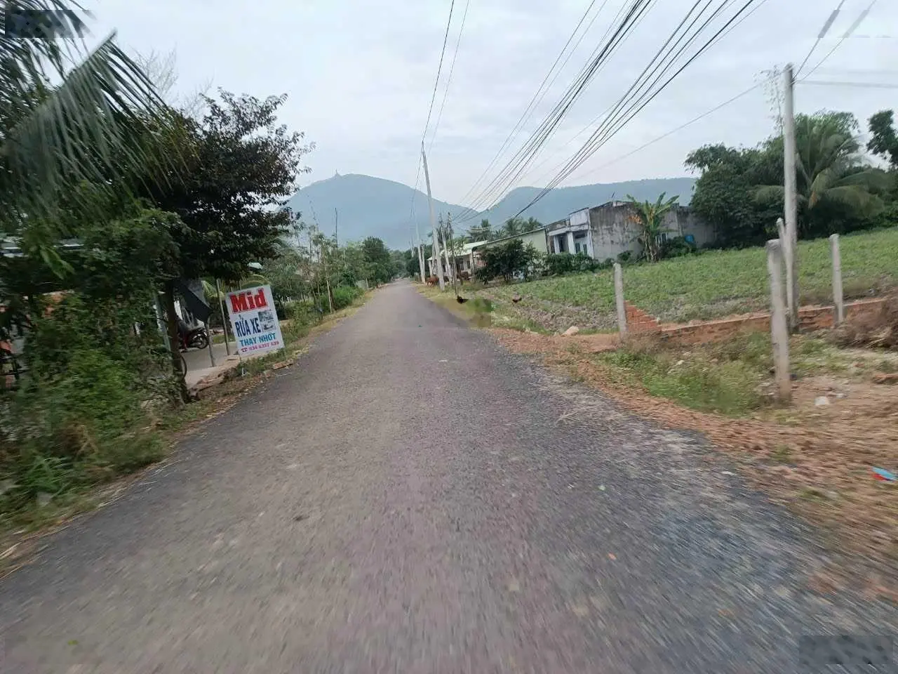 420tr 3 lô liền kề view núi 10x53 hơn 500m2 CLN được phủ thổ cư lên thổ thoải mái đường 7m ô tô SHR