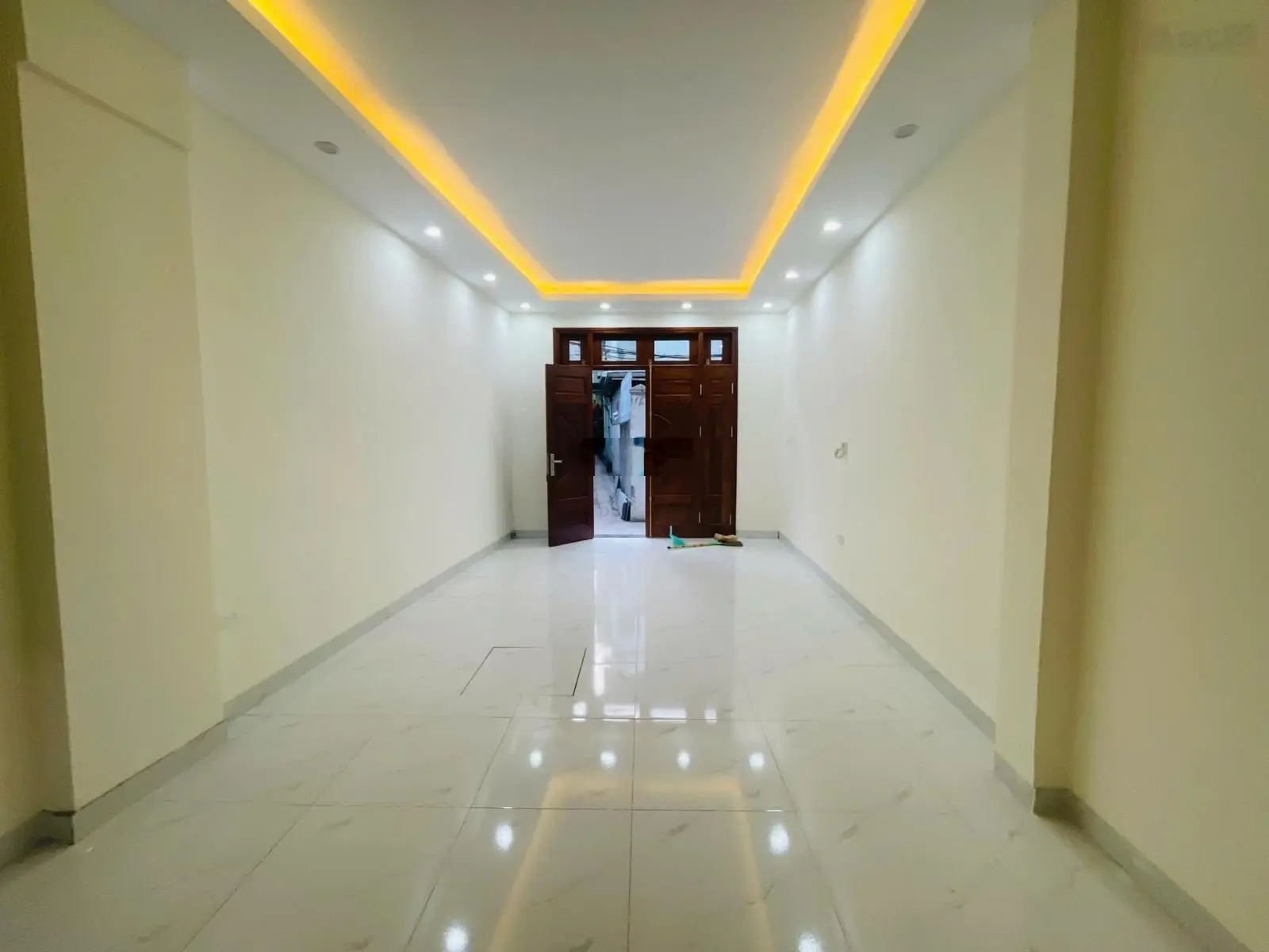 Siêu Hiếm Nhà Mới 7 Tầng Thang Máy 48m2 Xuân Đỉnh, Cách Hồ Tây 700m, Đại Sứ Quán Hàn Quốc 11.8 tỷ