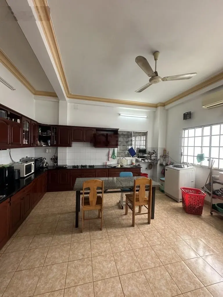 Mặt tiền kinh doanh đỉnh-nguyễn văn luông-nhà 5 tầng 183m2(5.4x34)-giá 38 tỷ
