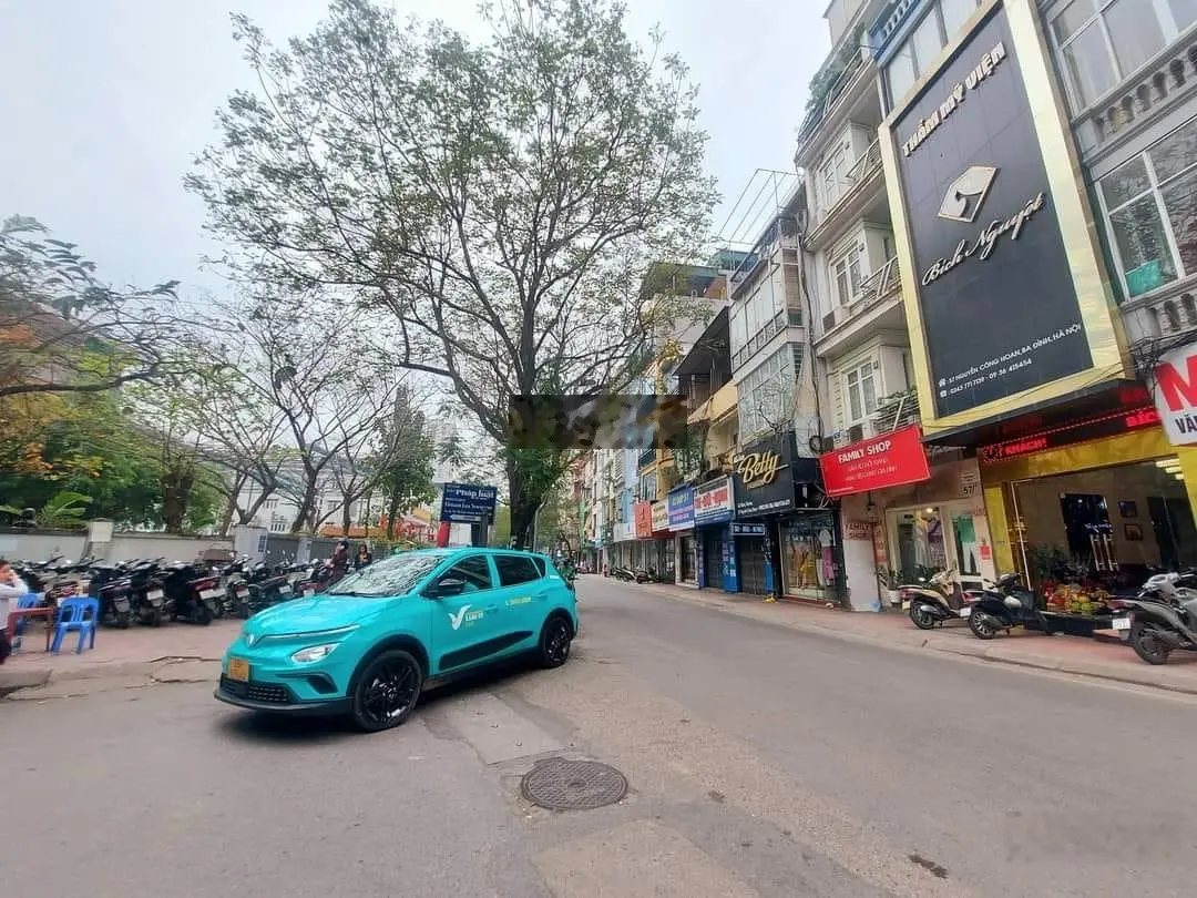 Siêu phẩm duy nhất tại phố kim mã, bán nhà 85m2, giá 200 triệu/m2