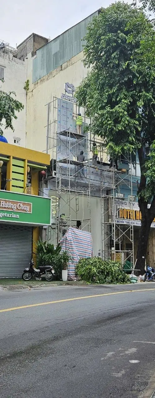 Mặt tiền Nguyễn Thái Bình, Phường 12, Quận Tân Bình ngang 6 x 12m, trệt lầu
