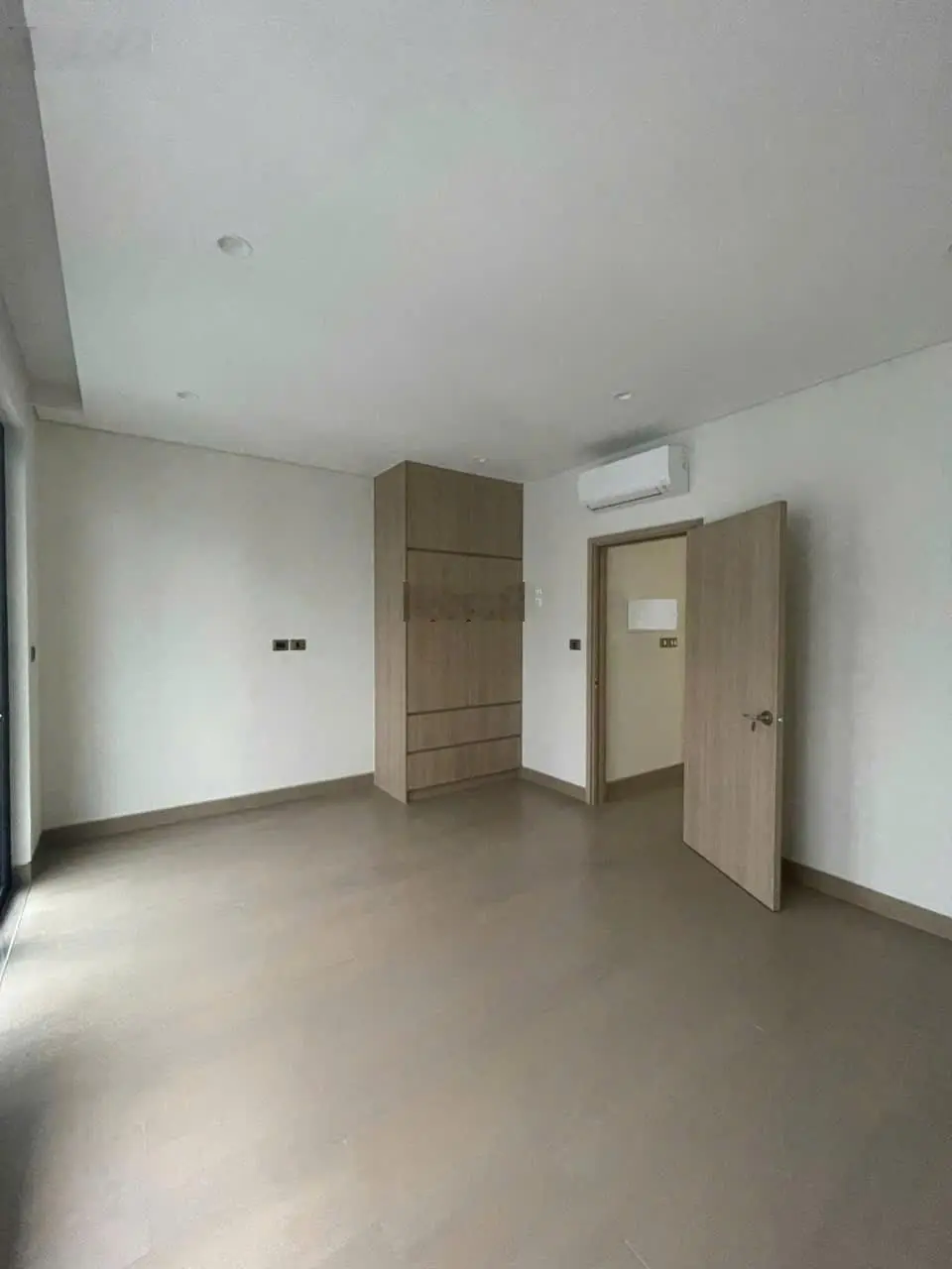 Siêu Hiếm! CC cần nhượng lại căn LK 75m2 Block 15 mặt Đại Lộ Hoàng Mai không ai bán ,giá 30,2 tỷ.