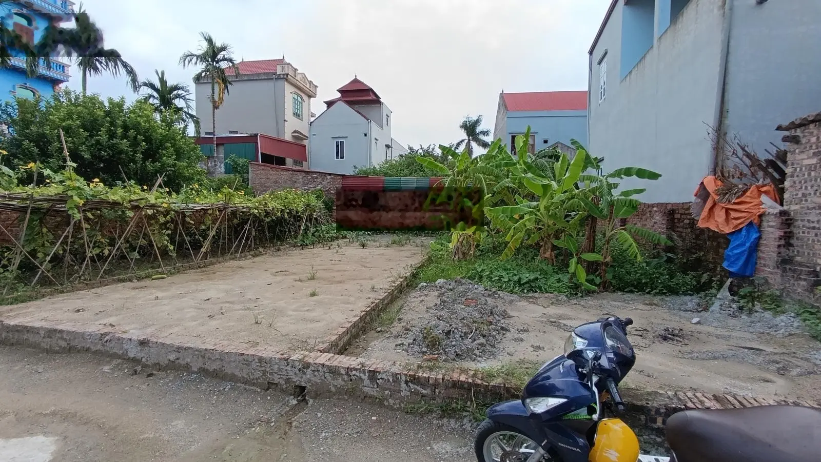 Bán gấp 100m2 đất, mt 5m, đường lê hữu tựu, nguyên khê, đông anh
