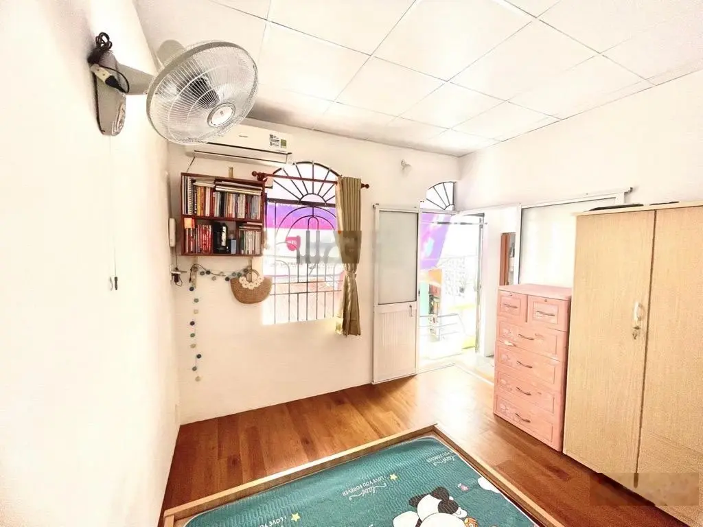 CHỈ 2,55 TỶ CÓ NHÀ NGAY P3 GÒ VẤP - 2 TẦNG ĐÚC BTCT - VÀI BƯỚC RA HẺM XE TẢI - DTSD HƠN 40M2