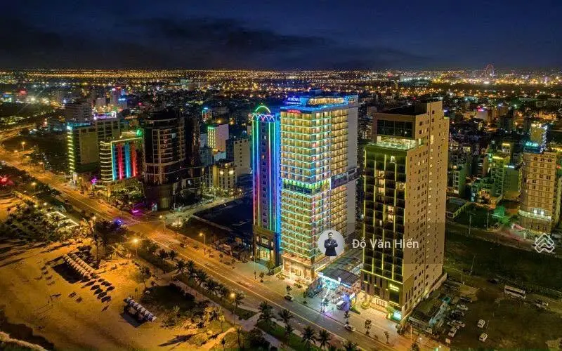 ~900m2 mặt biển Mỹ Khê, sẵn GPXD 20 tầng, với tổng công suất khai thác ~ 160 phòng khách sạn