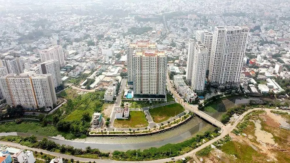 Hot nhất 1 căn lầu cao view sông, giá 3,25 tỷ