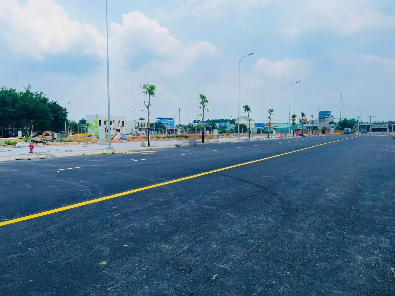 Nhà phố Lan Anh Avenue Tân Uyên khu compound khép kín, mặt tiền kinh doanh, pháp lý sổ hồng
