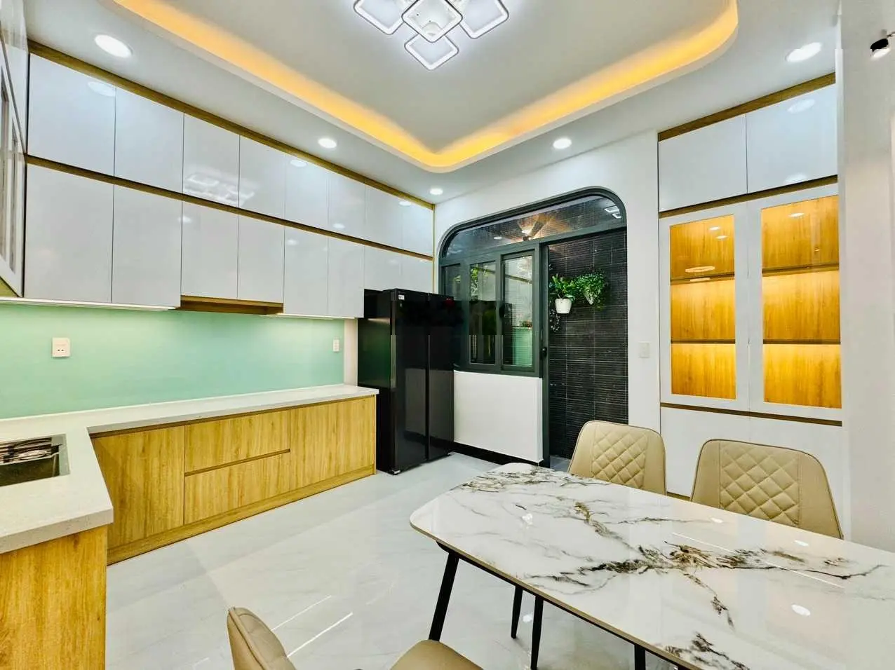 Bán nhà hẻm 8m Bùi Đình Túy, hẻm kinh doanh có vỉa hè (4,2x18m) trệt 2 lầu, giá chỉ 11,8 tỷ TL