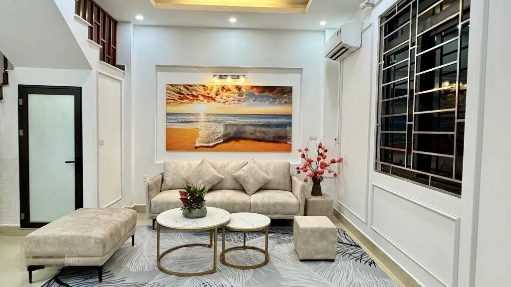 Chính chủ bán gấp nhà ngõ 81 Đông Ngạc, gần ô tô, nội thất đẹp ở ngay, 32m2 5 tầng giá 4.8 tỷ