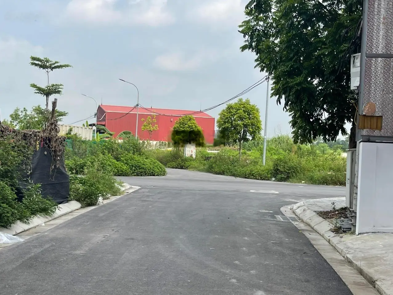 Bán 120m2 - Lễ Pháp - Tiên Dương đường trải nhựa - ô tô tránh nhau - mặt tiền 8m - cạnh khu đấu giá