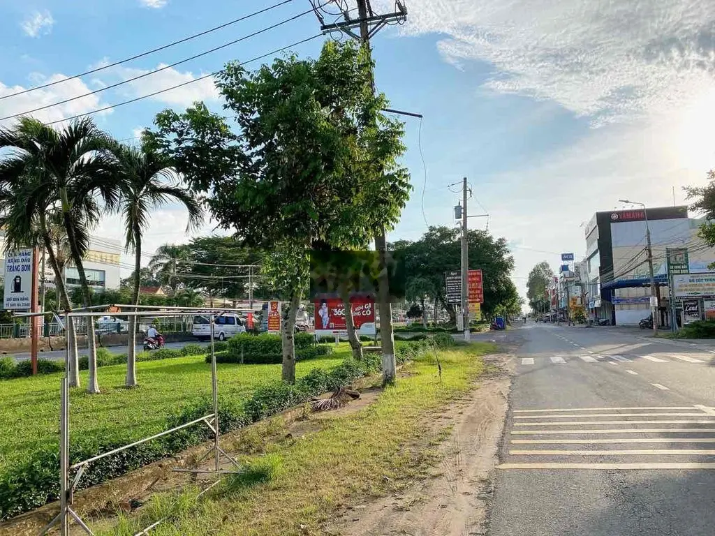 NHÀ 1T2L HOÀN CÔNG 236m2 SÀN,MẶT TIỀN Đ NGUYỄN HỮU CẢNH,TT TRẢNG BOM