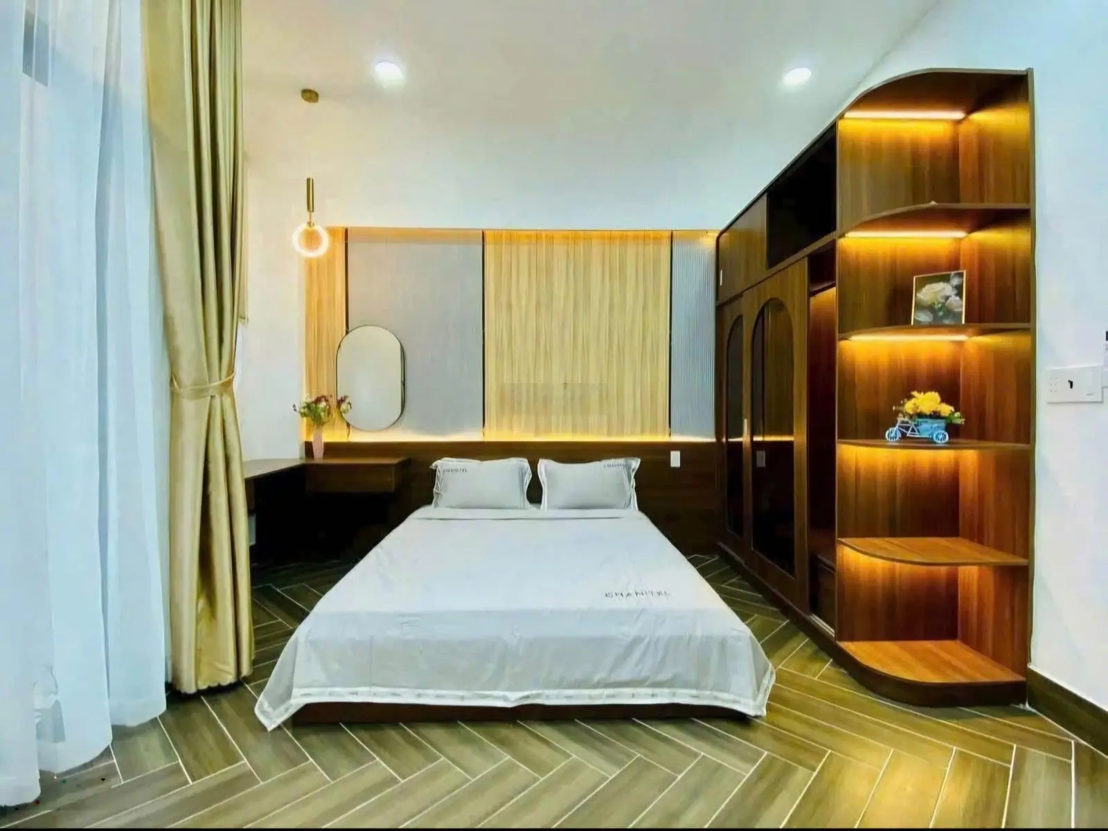 Bán nhà Phú Gia - Phú Thượng Tây Hồ - Ô tô vào nhà - Xây mới 7 tầng Diện tích 42,8m - nhà xây 1 t