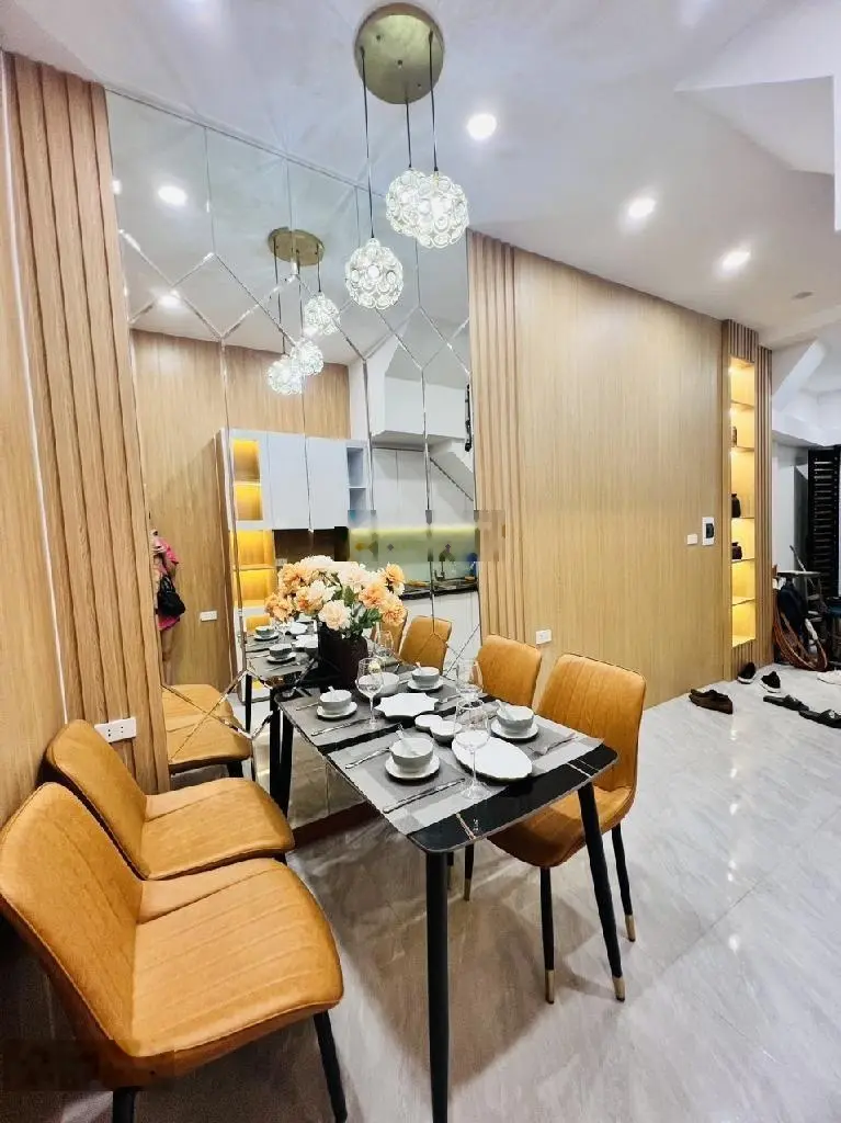 Bán nhà Khâm Thiên, Đống Đa, Dt 25m 4 tầng giá 3.65 tỷ, Nhà đẹp ở ngay, HIẾM