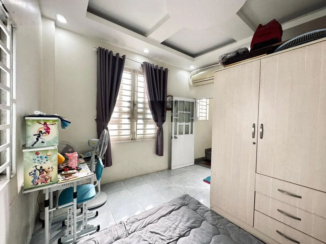 Bán gấp căn nhà Liên Phường, Phước Long B, quận 9 giá 3tỷ400tr SHR