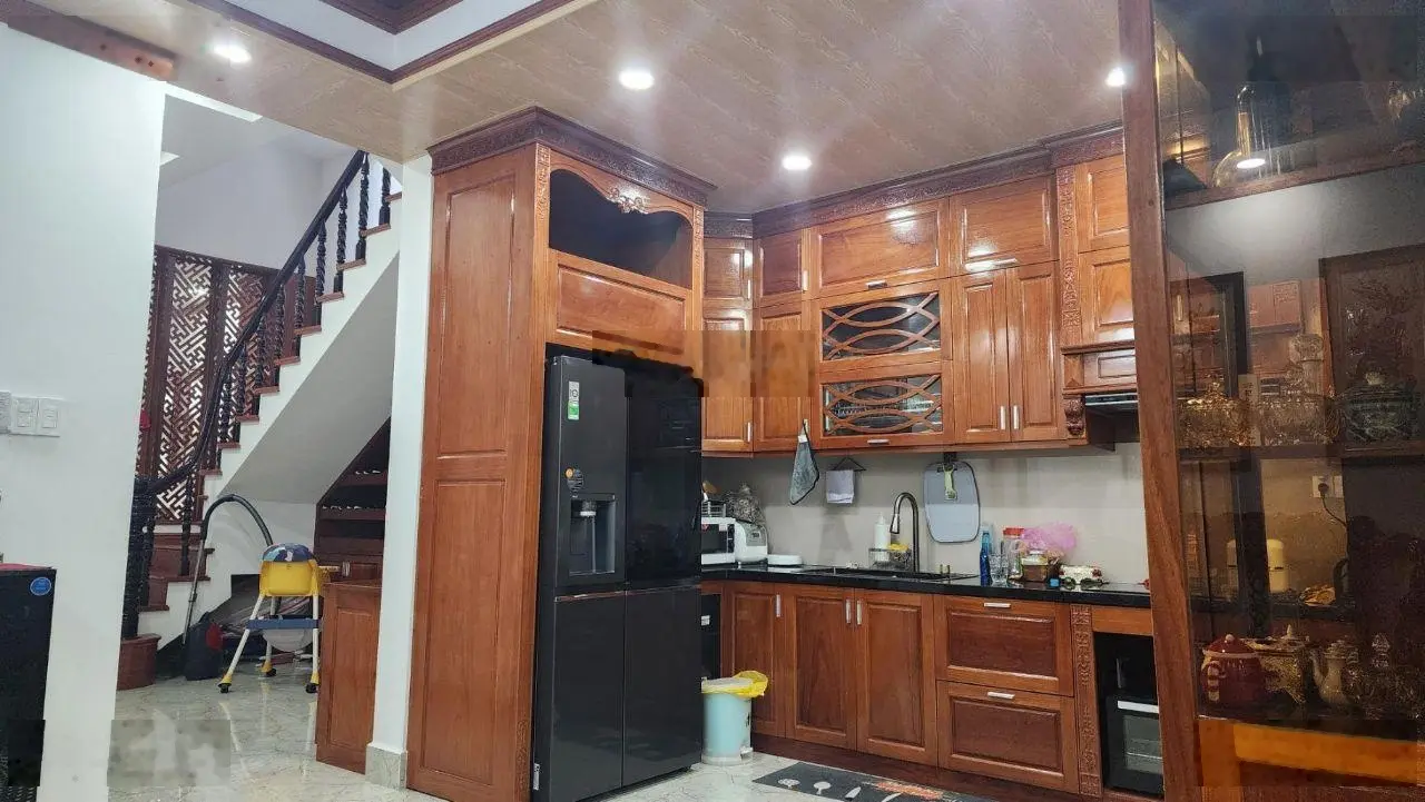 Nhà đẹp 3 tầng 146m2(6,5x21m) Đường 12m ngay chợ đêm Linh Trung 2, Bình Chiểu Thủ Đức; 4PN rẻ 8,2tỷ