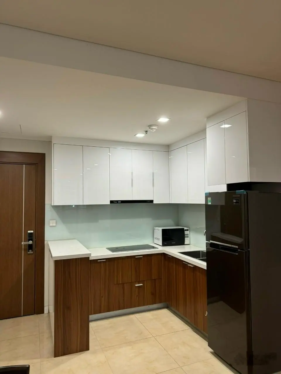 Giá thật, bán gấp! The Legend 2PN, 2WC chỉ 5,1 tỷ, 72m2. Tầng trung cực đẹp. LH gấp: 0343 202 ***