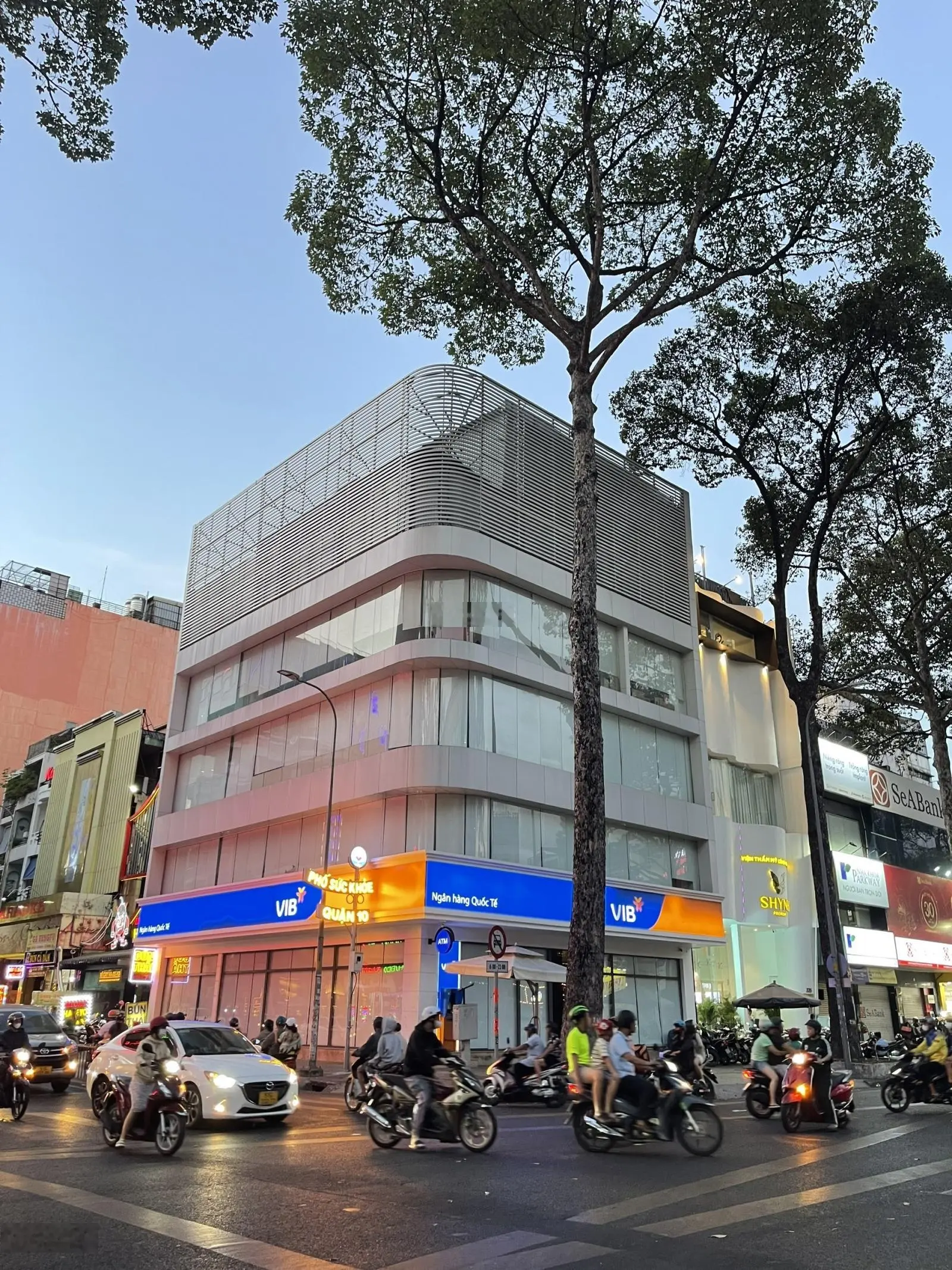 Góc 2MT Lê Văn Duyệt - Bình Thạnh (6x21m, 6 tầng, thang máy) - HDT: 120 triệu - chỉ 41 tỷ!