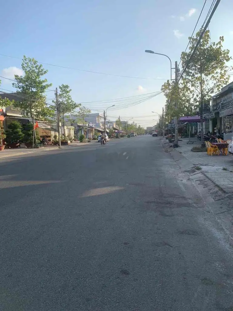 CẦN TIỀN HẠ GIÁ BÁN GẤP NHÀ ĐƯỜNG KINH TỈNH ĐỘI