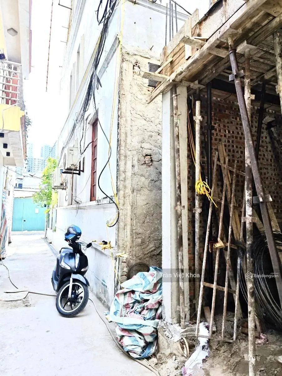 Bán nhà mới 5 tầng 35m - phố lụa, vạn phúc - ô tô lùi cửa - 7.3 tỷ
