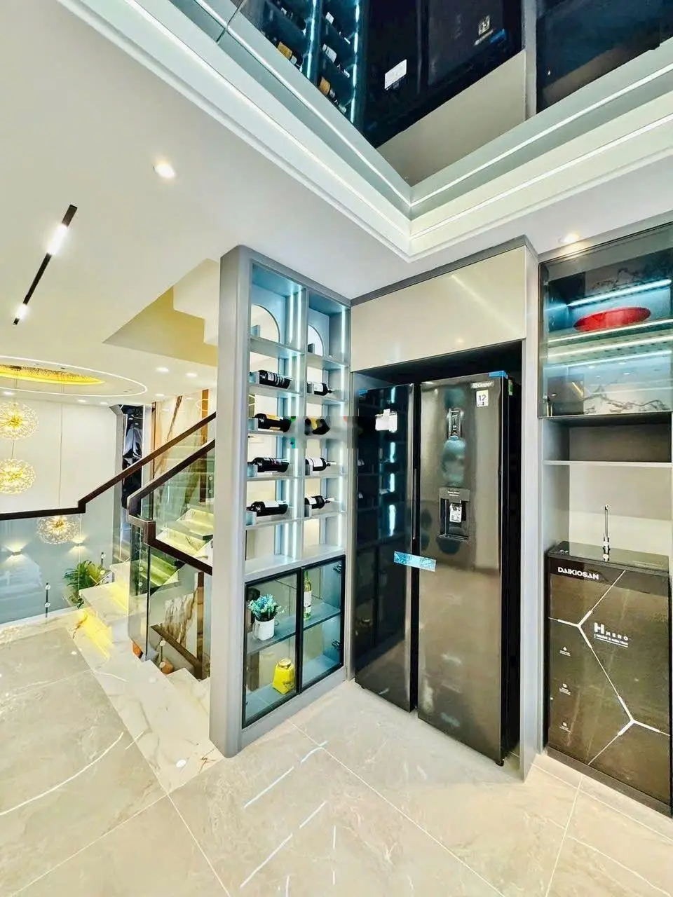Nhà 3,5lầu mới hxh đường số 51 , phường 14 , quận - gv