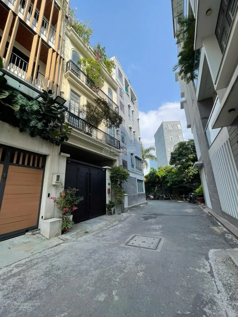 Bán nhà Đẹp khu Compound Phường An Khánh, Quận 2, 5 Tầng 90m2 Giá 26 Tỷ thương lượng