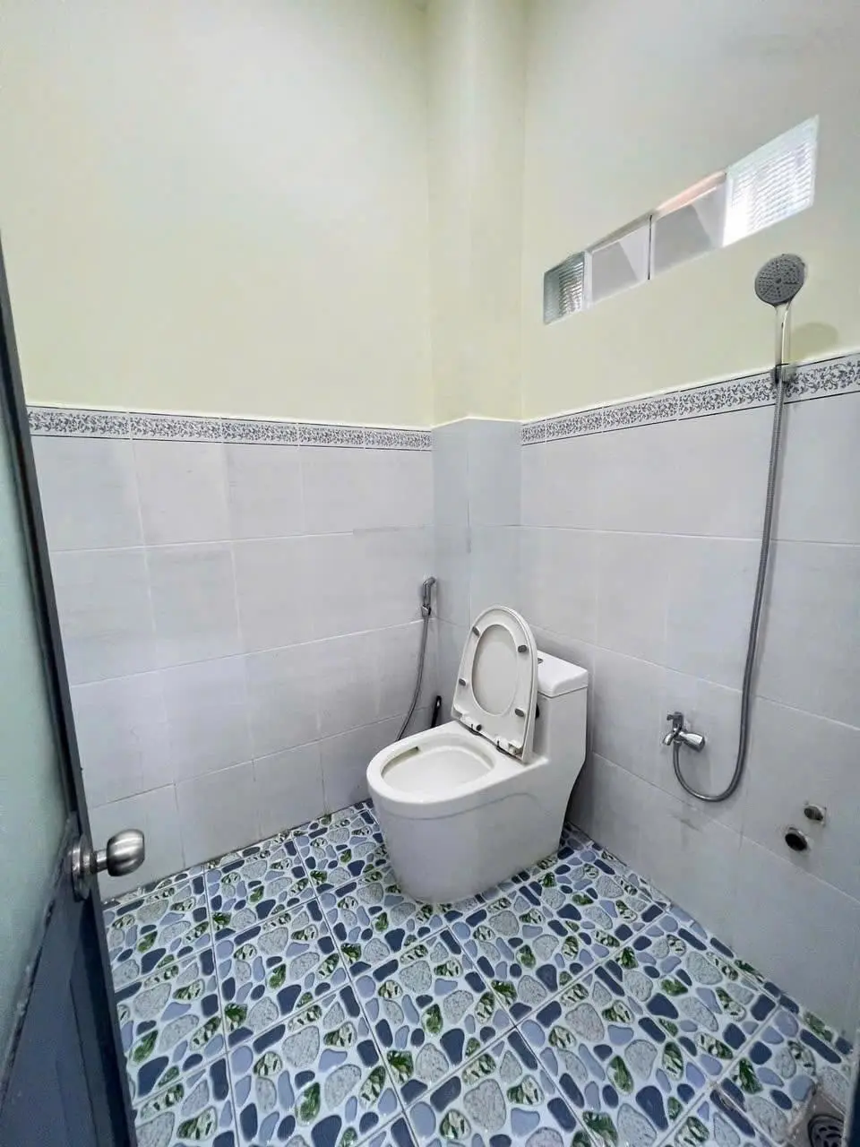 Chính chủ cần bán gấp căn 1T1L 65m2, trên đường Sinco, Bình Tân, gần trường mầm non Bảo Lam