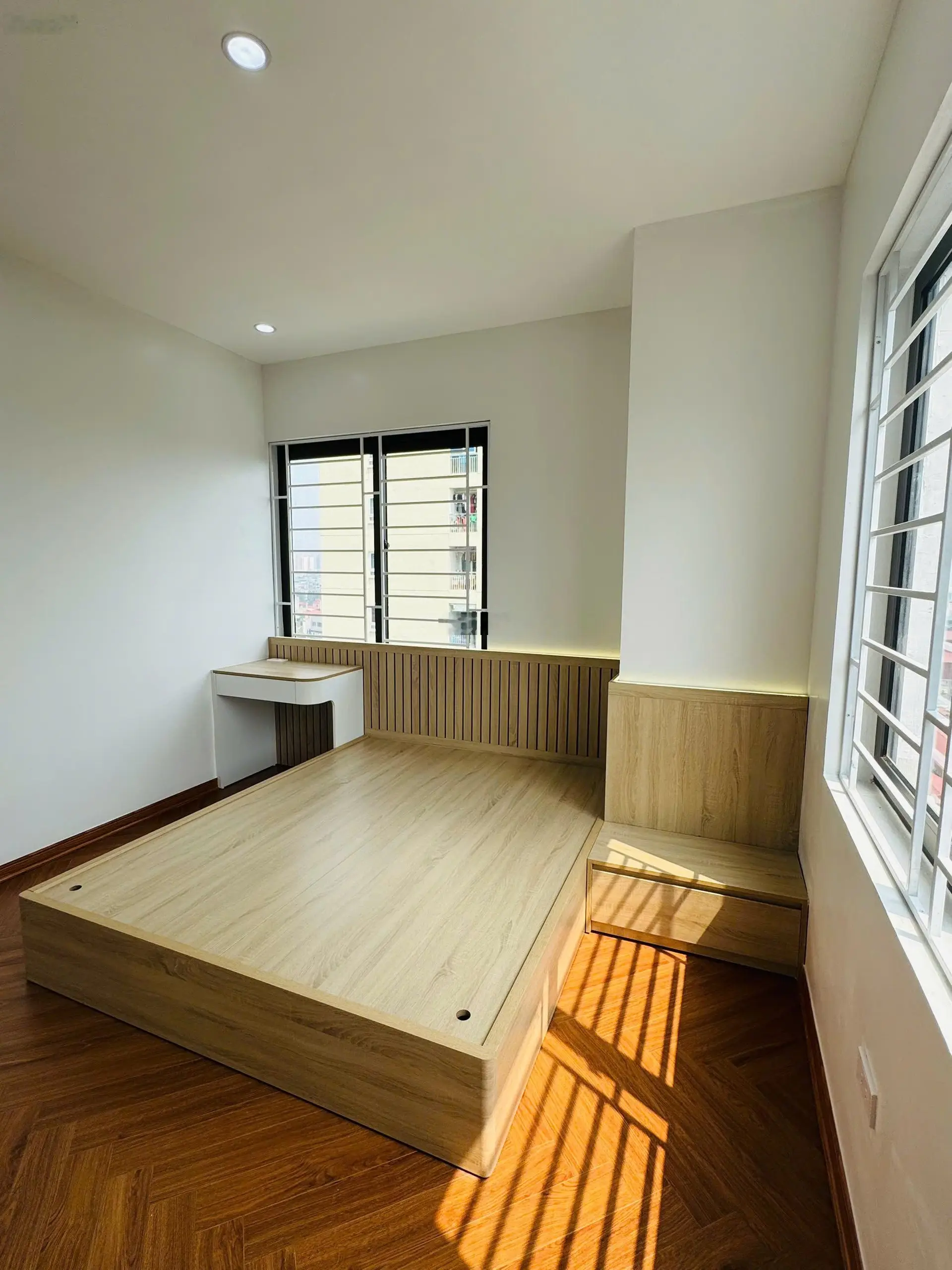 Em cần bán 3 ngủ tòa Licogi Đại Từ - Hoàng Mai. Diện tích 110 m2 thiết kế 3 ngủ 2 vệ sinh.DT:110m2