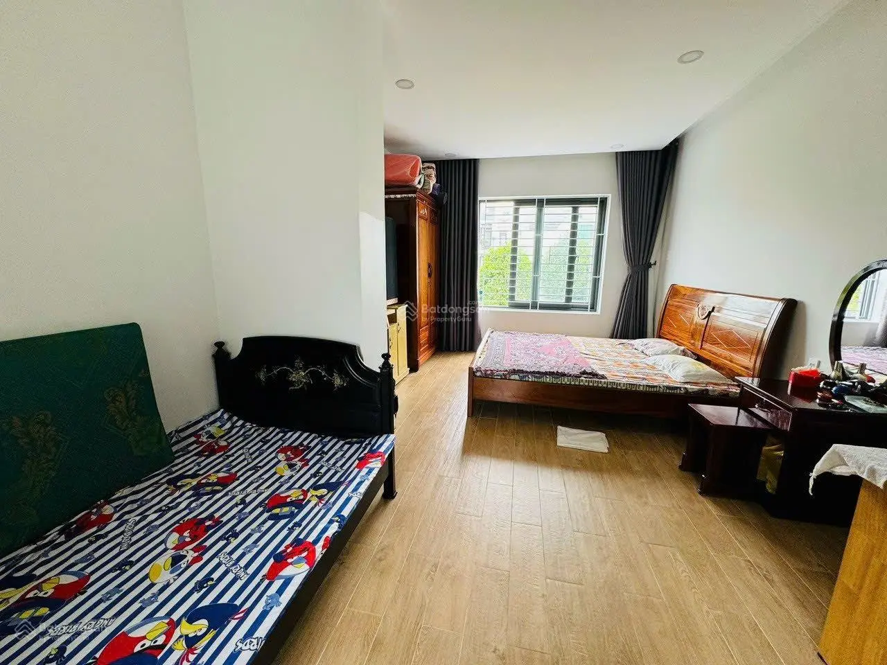 Chính chủ đi Mỹ cần bán gấp căn biệt thự 1 trệt 1 lầu KĐT An Bình Tân DT 180m2 đã có sổ hồng