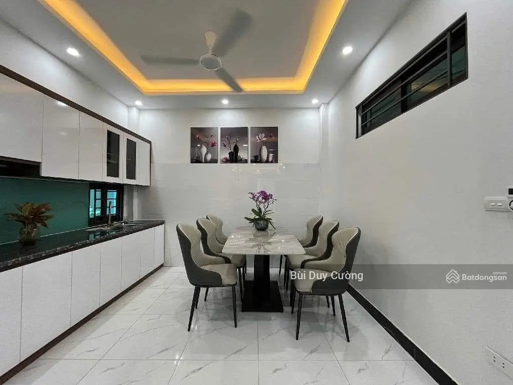 Bán nhà Minh Khai đẹp ở luôn 5 tầng 39m2, 5 tầng, giá 6,8 tỷ, gần ô tô, full nội thất