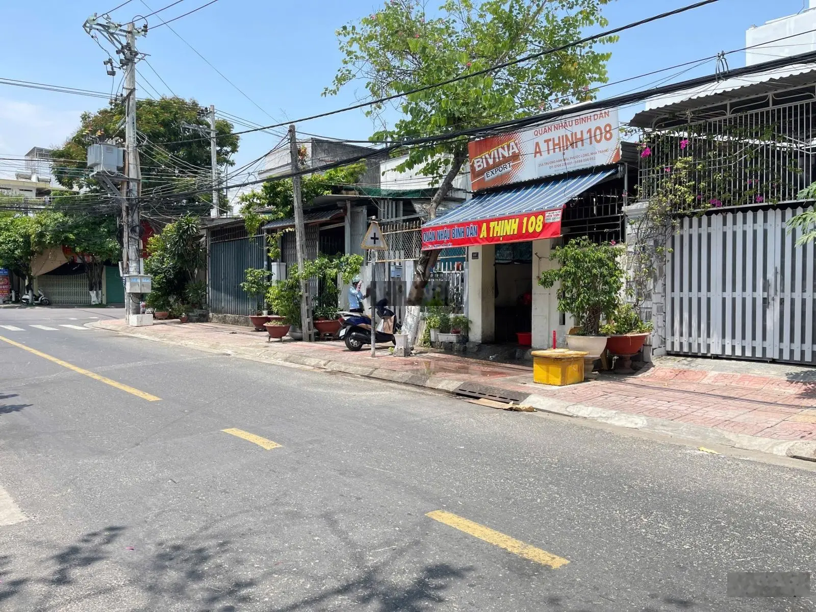 Bán đất tặng nhà gần biển mặt Đường Trương Hán Siêu, Phước Long Nha Trang