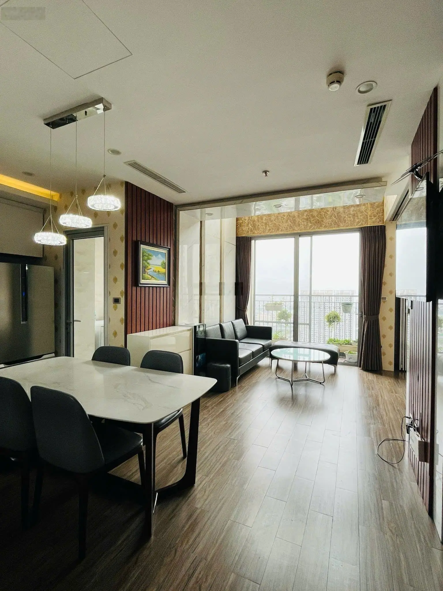 [Mới] Chính chủ gửi bán gấp căn Duplex thông tầng 3 Ngủ 100m Full đồ tại Vinhomes Gardenia Hàm Nghi