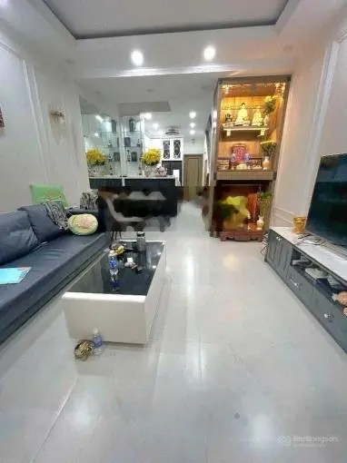 Chính Chủ ra nước ngoài bán gấp căn 64m2 Giá 4tỷ6 ngay Lạc Long Quận P11 Tân Bình. sổ hồng riêng