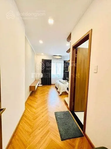 Ngộp! Bán gấp nhà HXH đường Nhất Chi Mai, P13. DT: 4x25m [CN: 100m2]. 5 Tầng Kiên Cố, Giá 12.8 tỷ