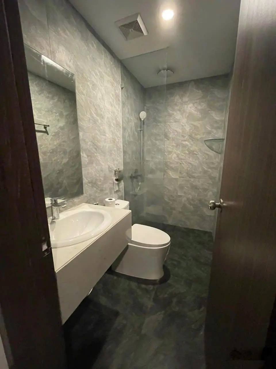 CHÍNH CHỦ -GIỎ HÀNG CHUYÊN VIRGO 5sao TTTP 2 Phòng Ngủ view BIỂN có HỒ BƠI đẹp pháp lý VĨNH VIÊN