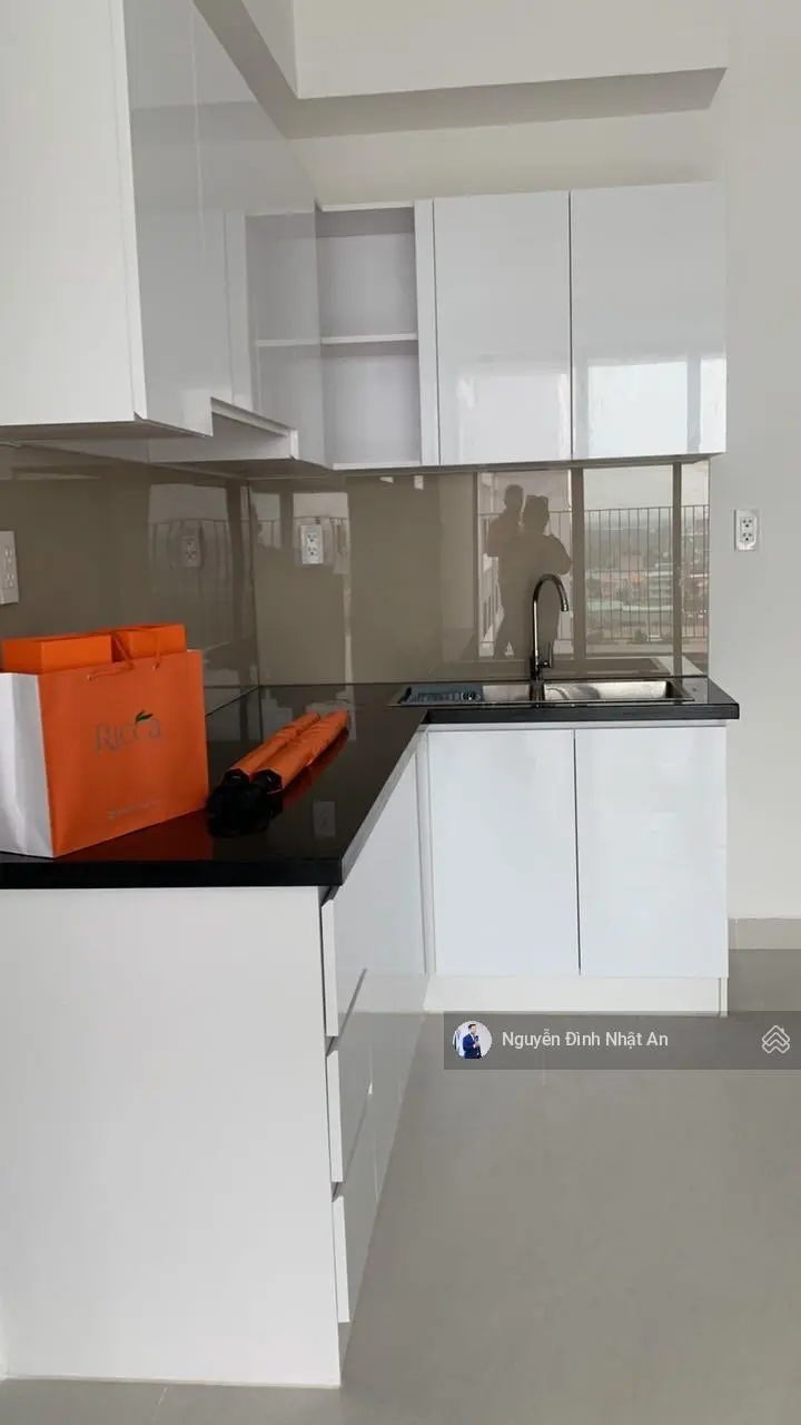 Chính chủ cần bán nhanh căn 1PN + 52m2 sẵn sổ tại chung cư Ricca Gò Cát chỉ 1,8 tỷ bao thuế phí