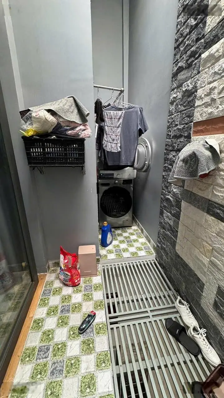 Nhà HXH 8m 1 trục cách 70m ra Phạm Văn Chiêu P8 4x16m 1 lầu đúc BTCT 2pn 2wc