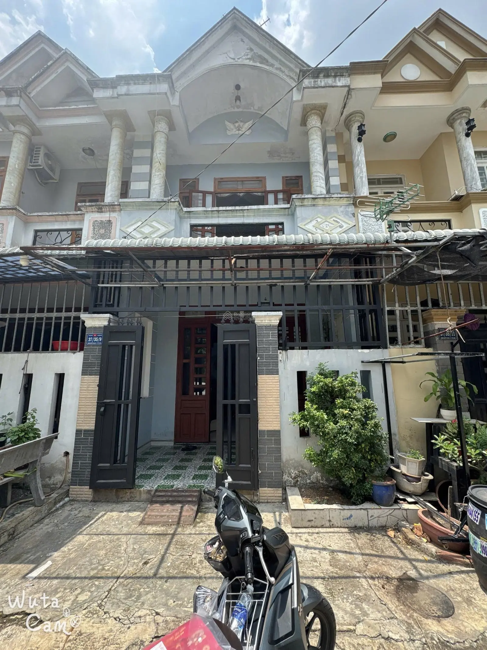 Nhà 1 trệt 1 lầu 60m2 , SHR, đường 7m gần chợ Tân Long giá 3,65 tỷ có hỗ trợ vay