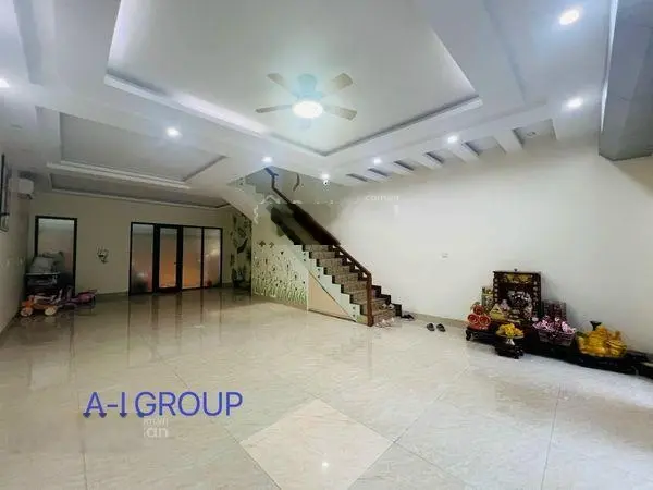 Bán căn Vinhomes Bến Đoan, Hạ Long full nội thất đẹp. Dt: 90m2 giá mềm
