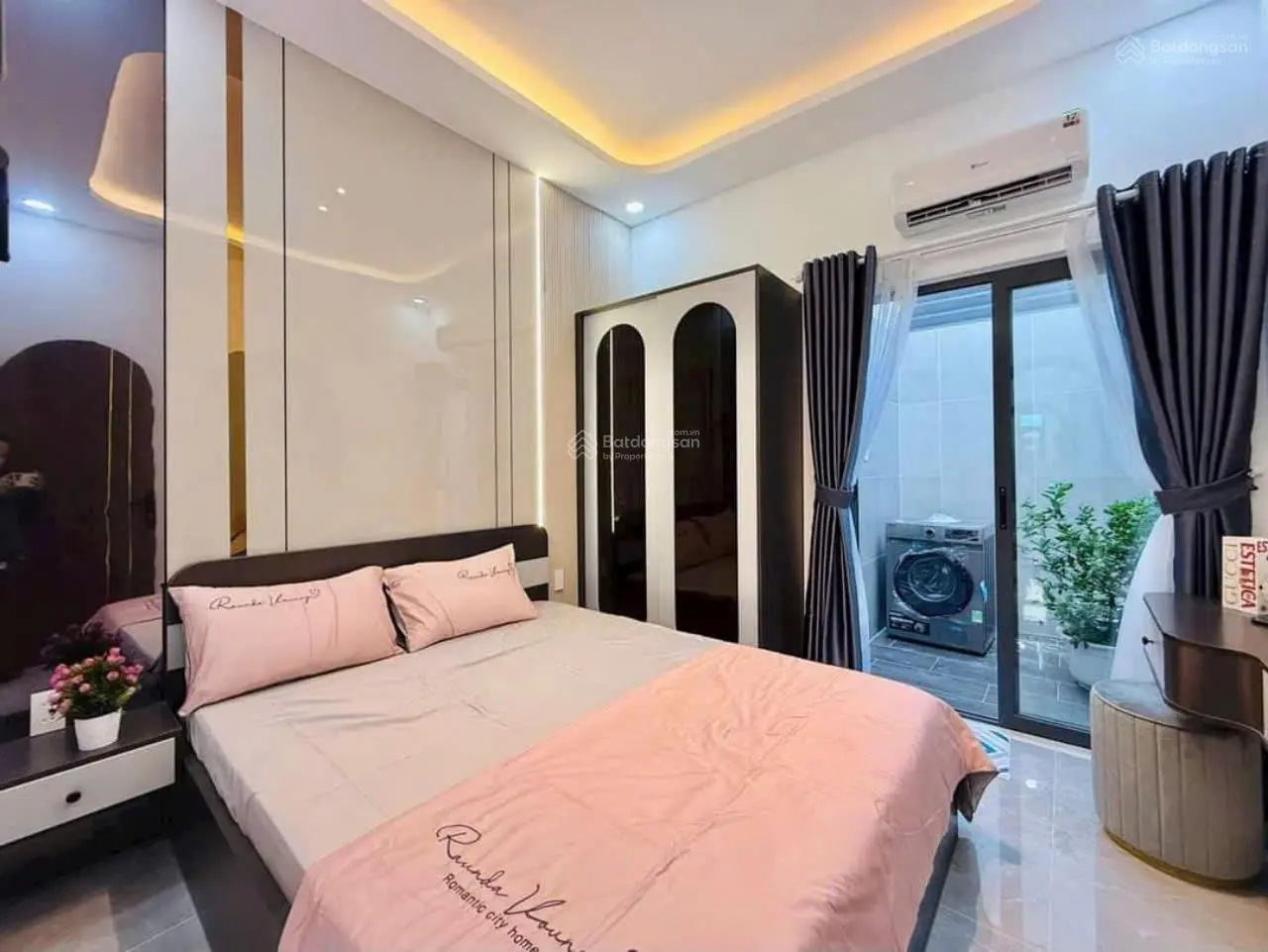 Chủ cần bán nhà gấp Bùi Văn Ngữ, Q12, 64m2, 2 tỷ 200, cho thuê 18 triệu, Sỗ sẵn