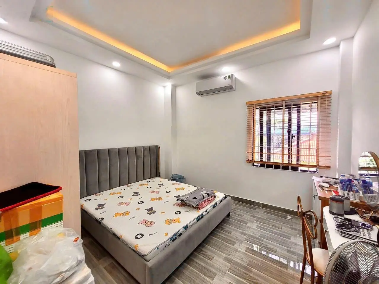 NHÀ 6 TẦNG - GẦN LÊ ĐẠI HÀNH - GẦN BA THÁNG HAI - TẶNG NỘI THẤT - MÀ CHỈ HƠN 9 TỶ