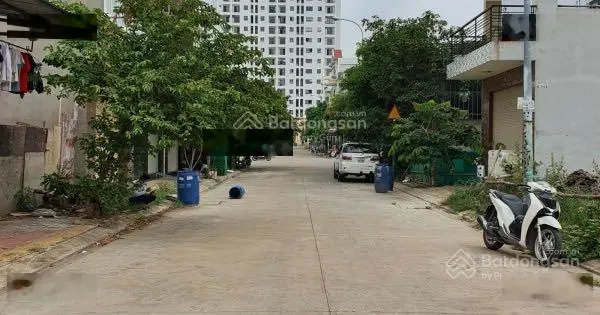 Chính chủ sang lại lô đất đường Tân Mỹ, P. Tân Phú, Quận 7, cách chợ Tân Mỹ 500m, 80m2