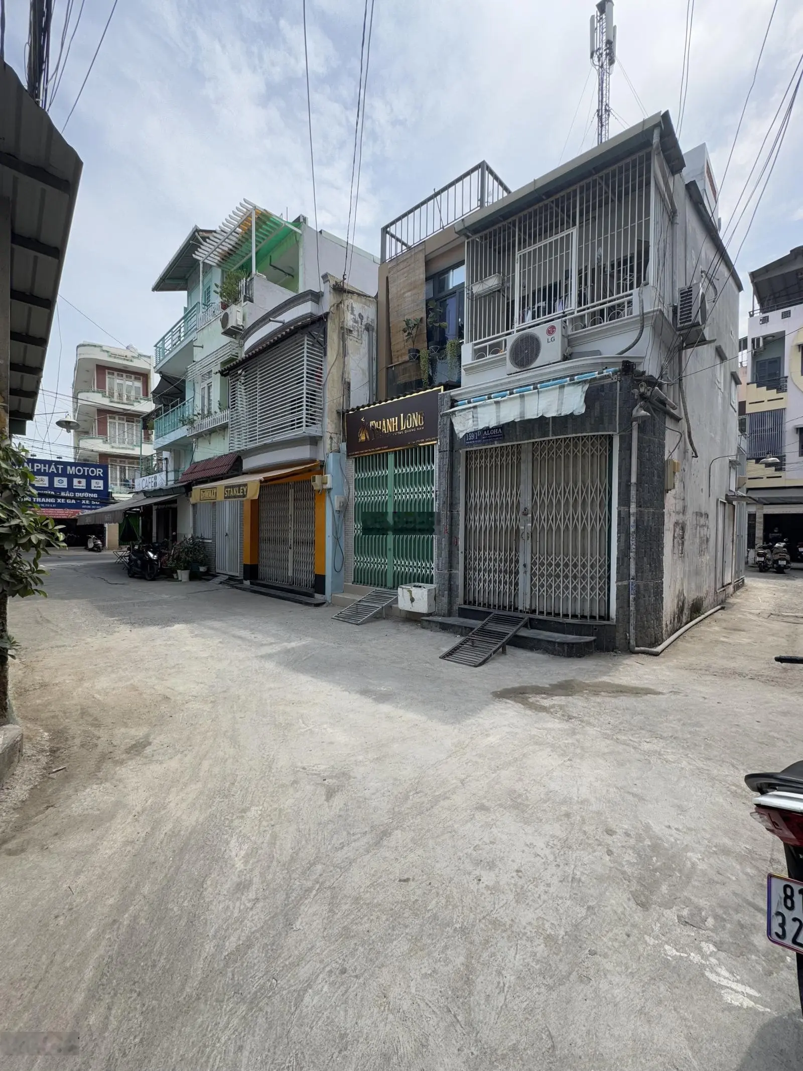 Cách chợ Bà Chiểu 1Km. Nhà mới 2 tầng. 3 phòng. 66m2 (Nở hậu). Dài 24m. HXT đỗ cửa. Nhỉnh 7Tỷ