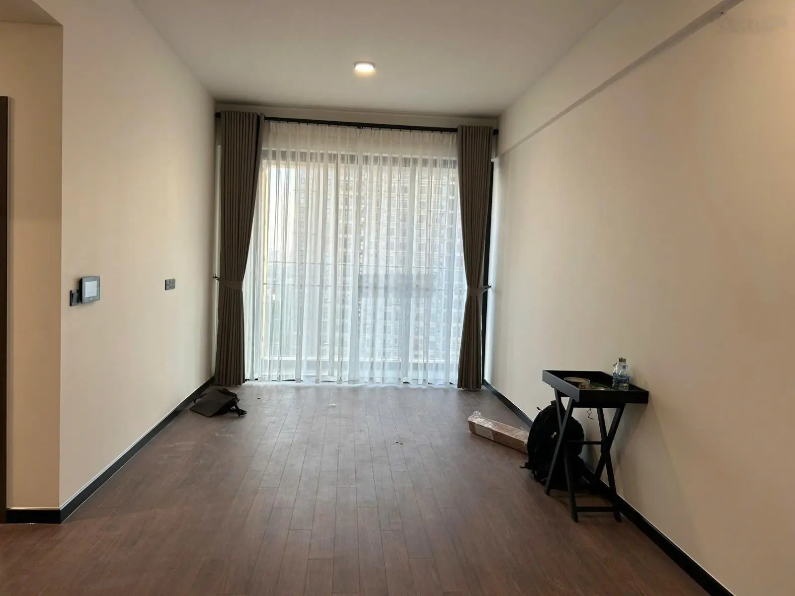 Bán căn hộ 2 PN Chung Cư Heritage Westlake, 677 Lạc Long Quân, Tây Hồ, Hà Nội LH 0973 013 ***