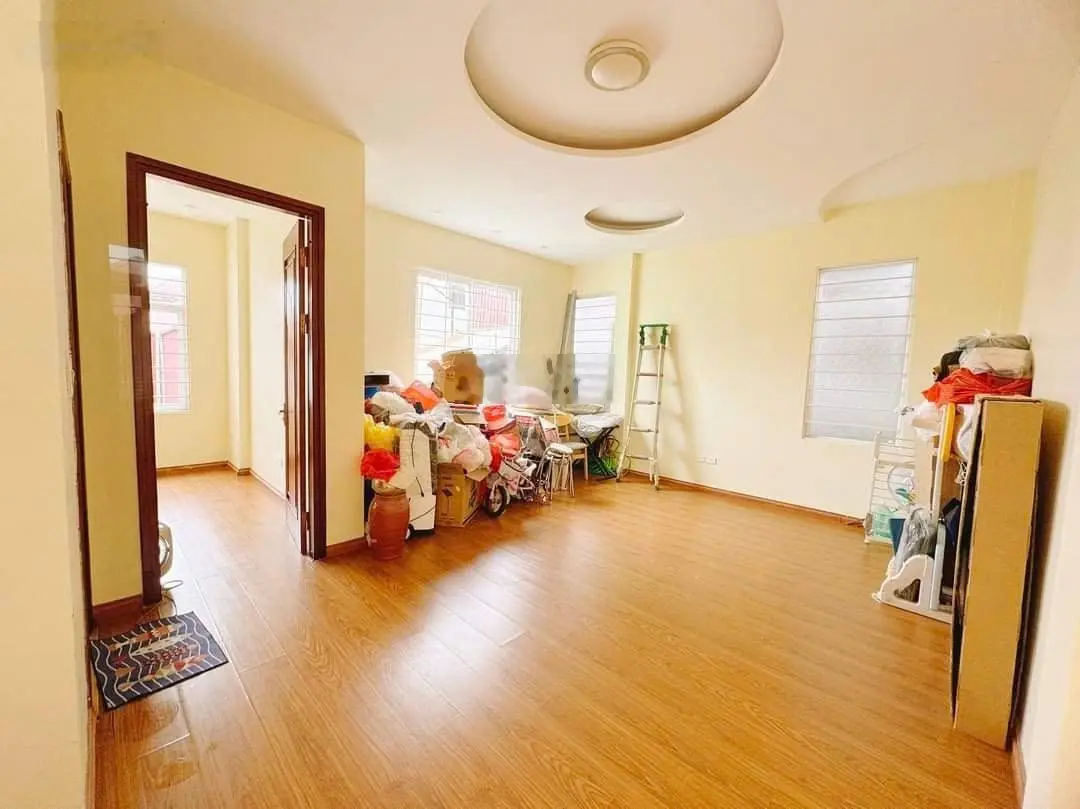 Bán Nhà Đống Đa Đường Láng Ngõ Thông Rộng Gần Phố Xây chắc Chắn nhà đẹp ở ngay DT68m giá 9,25 tỷ